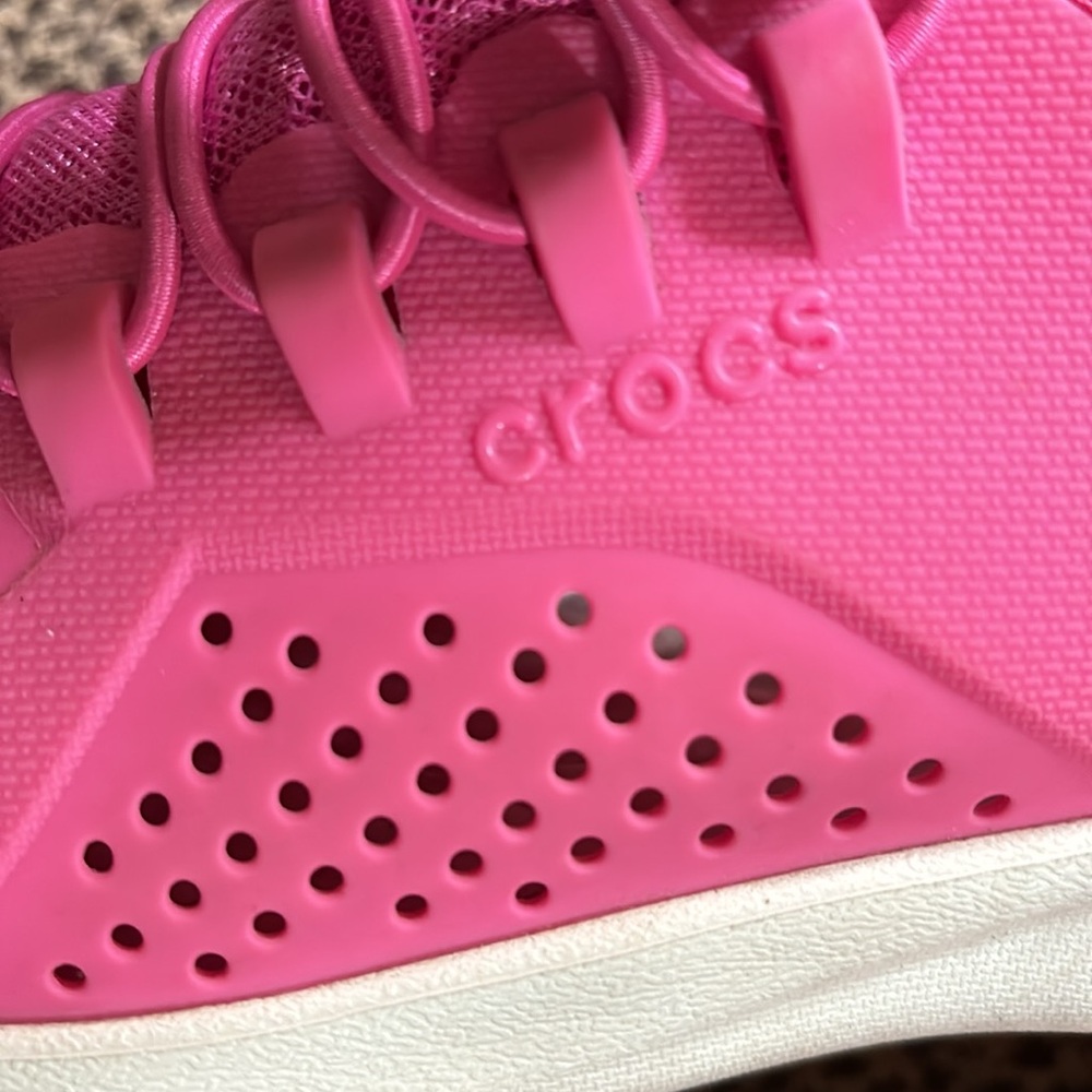 Laced Crocs - Picture 8 of 8